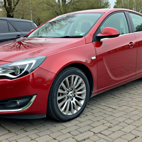 Opel Insignia – opinie, cena, dane techniczne, wymiary, spalanie, osiągi
