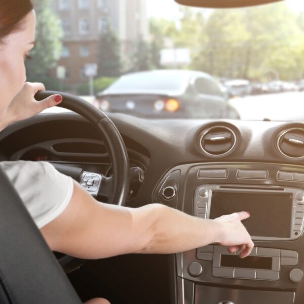 Jak przygotować samochód do dalekiej podróży: lista kontrolna przed wyjazdem.