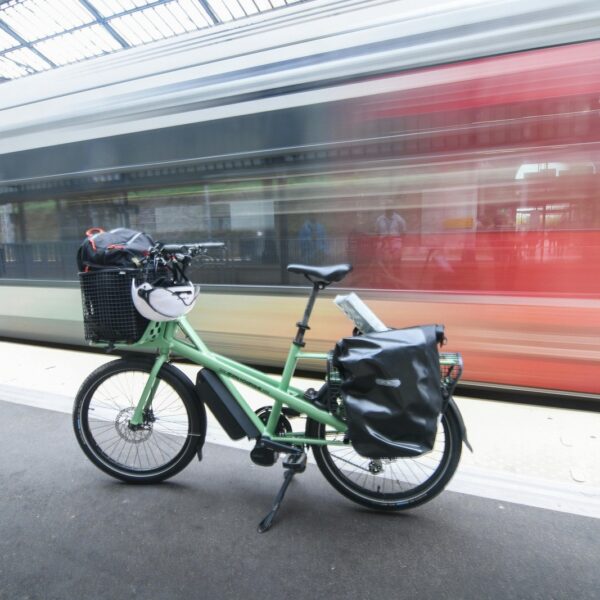 Smart cities a ekologiczny transport: jakie zmiany czekają kierowców w miastach przyszłości?