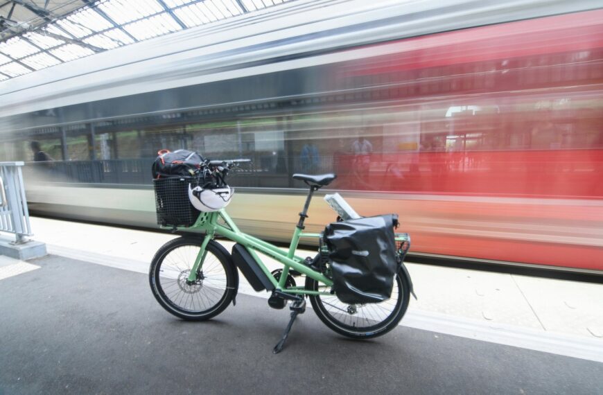 Smart cities a ekologiczny transport: jakie zmiany czekają kierowców w miastach przyszłości?