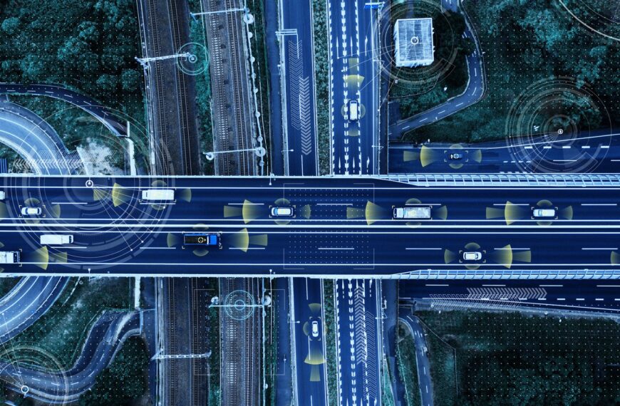 Czym są inteligentne systemy wspomagania kierowcy i jak podnoszą one poziom bezpieczeństwa na drodze?